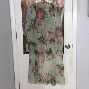 FLOWY CHURCH COVER UP